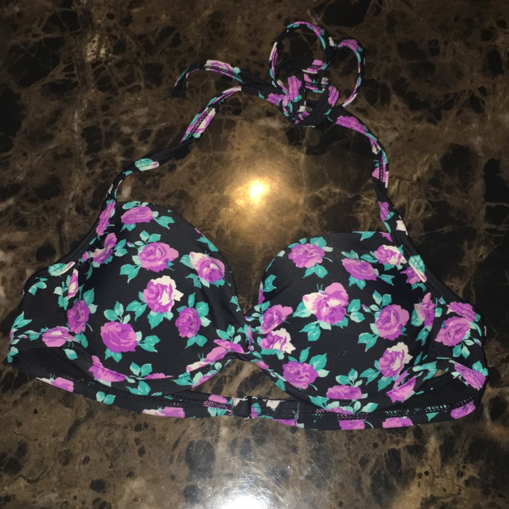 Top size small